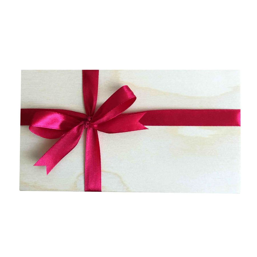 Zapakuj na prezent muchę-drewniane pudełko